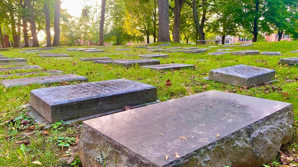 Cemetery Tour: Death & Dying