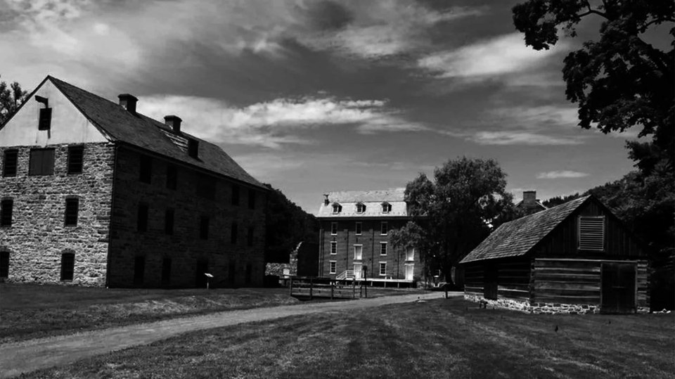Mystery & History Walking Tour