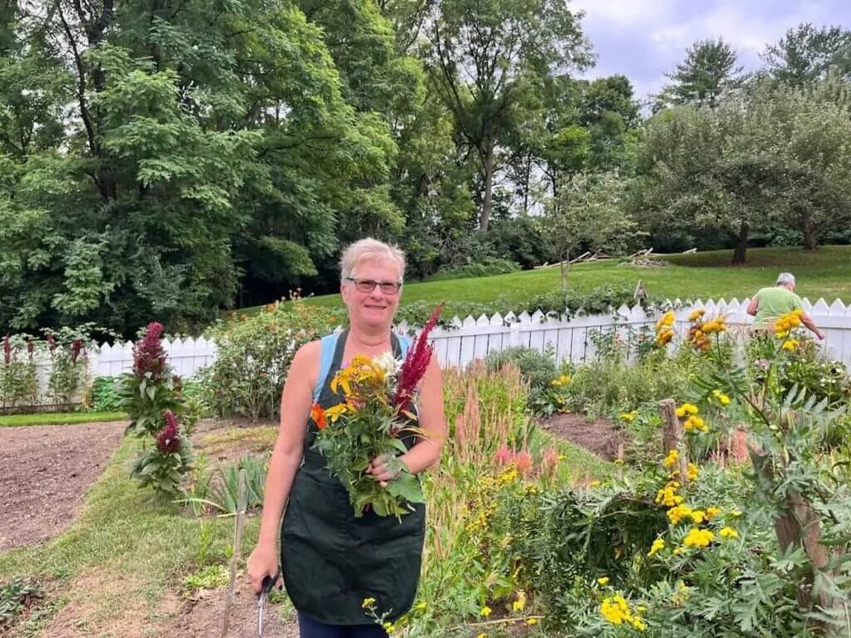 Fresh veggies, flowers, and herbs are bursting at Burnside Garden for the return of ‘You Point, We Pick’ program